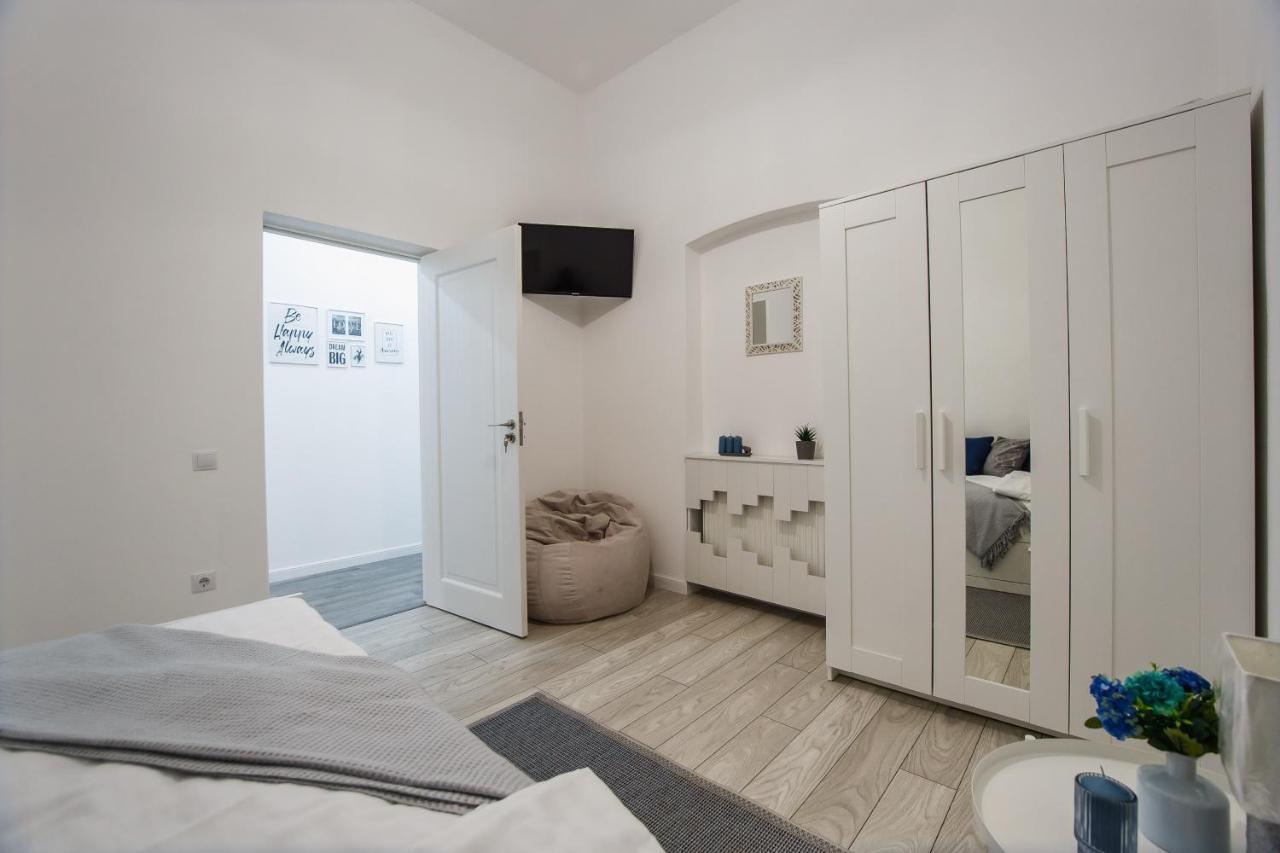 Stunning, Newly Renovated Central Apartment ออราแด ภายนอก รูปภาพ